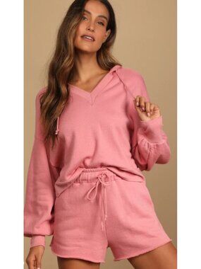 Lulus At Your Leisure Cropped Pullover Hoodie in Pink Small